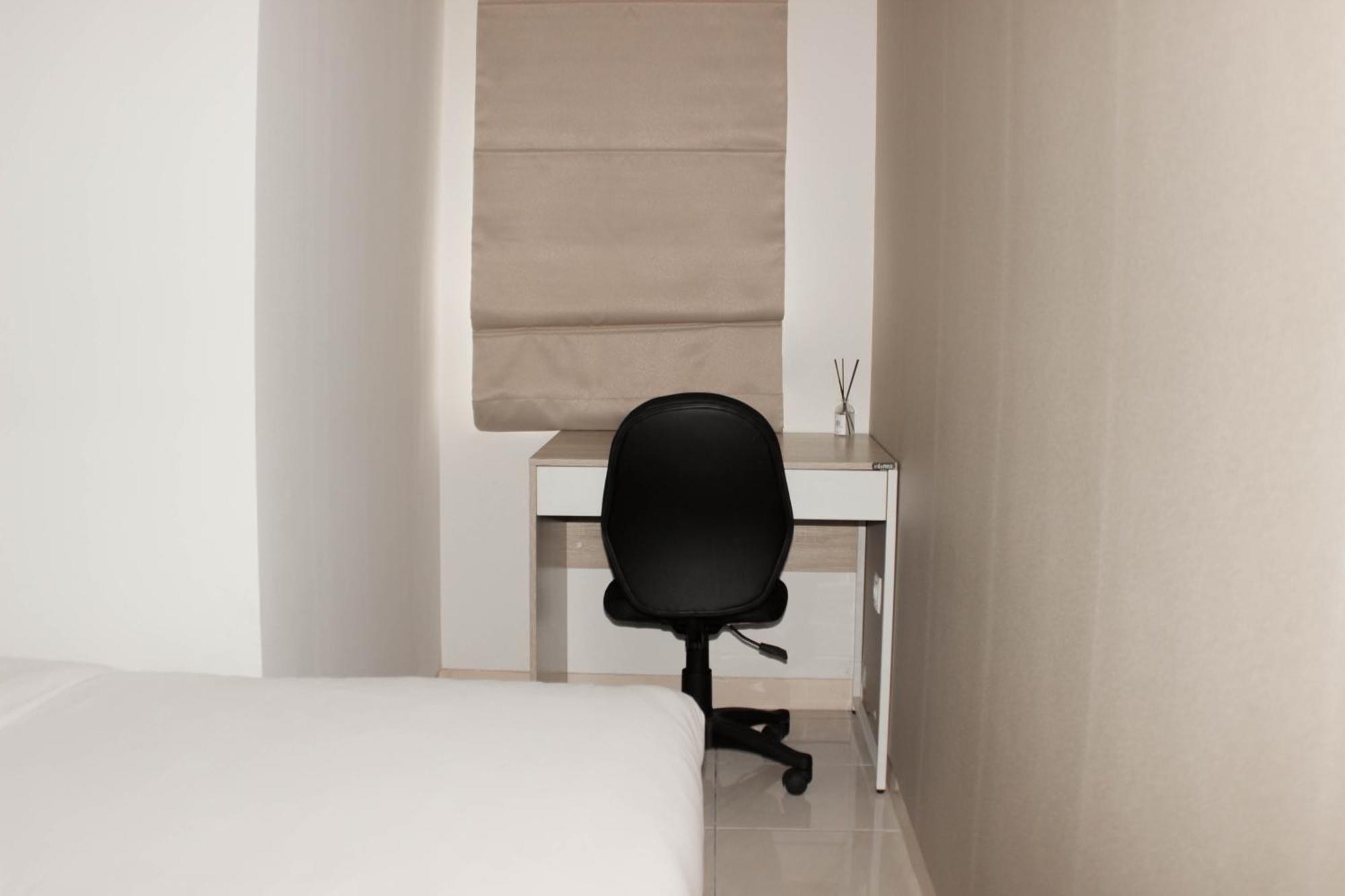Minimalist And Comfort 2br At Springlake Summarecon By Travelio * Bekasi